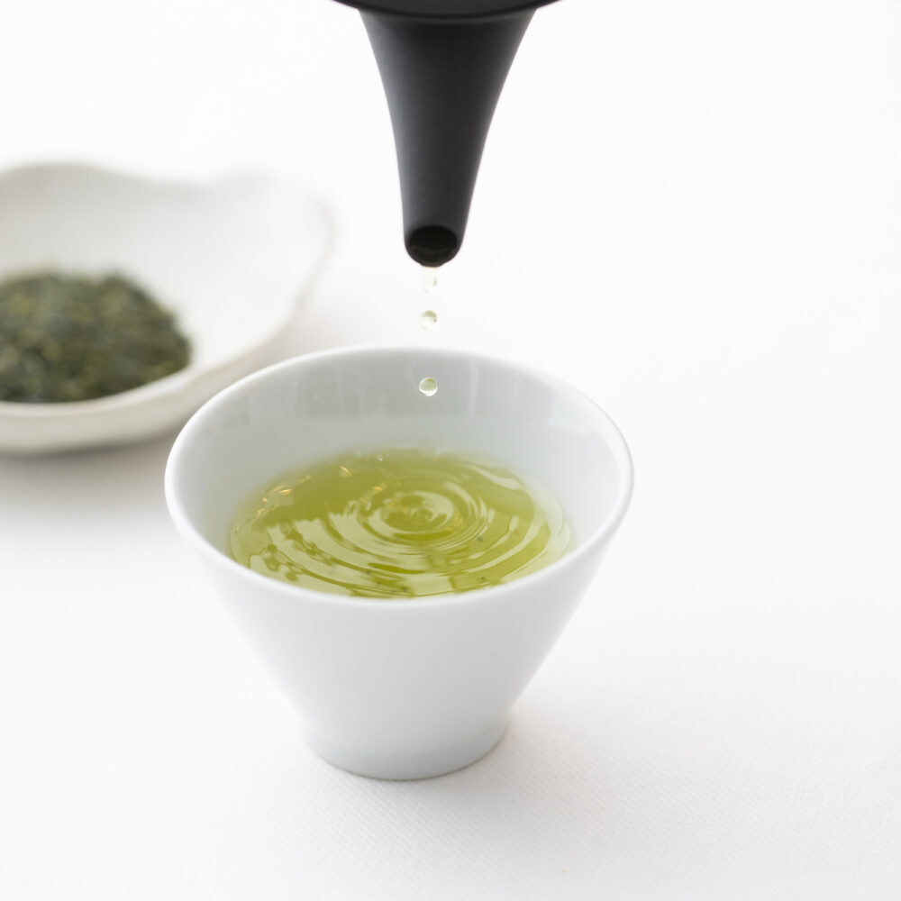 伊藤園「煎茶天竜」 | SHOP | CHAGOCORO | 文化をインスパイアするお茶メディア